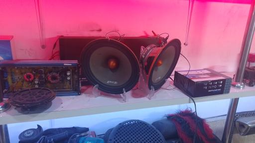 عکس تعمیرات دزدگیر و سیستم صوتی دانیال