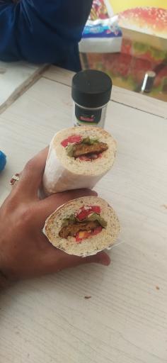 عکس ساندویچی آقای چاق