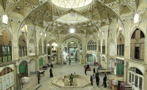 عکس بازار بزرگ قم