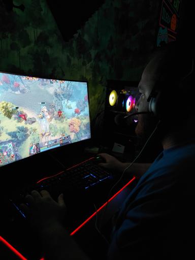 عکس گیمنت زِد