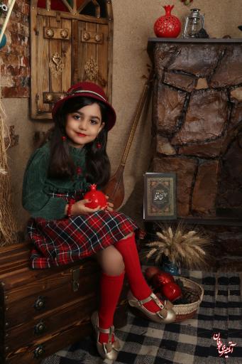 عکس آتلیه هنری طوفان