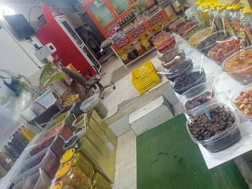 عکس سبزی فروشی قنبری