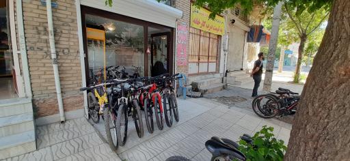 عکس تعمیرگاه و فروشگاه دوچرخه رحیمی