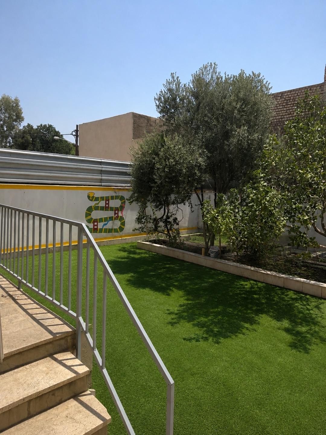 عکس دبستان پسرانه راه روشن