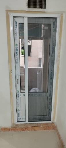 عکس تولید کننده درب و پنجره رویال وین