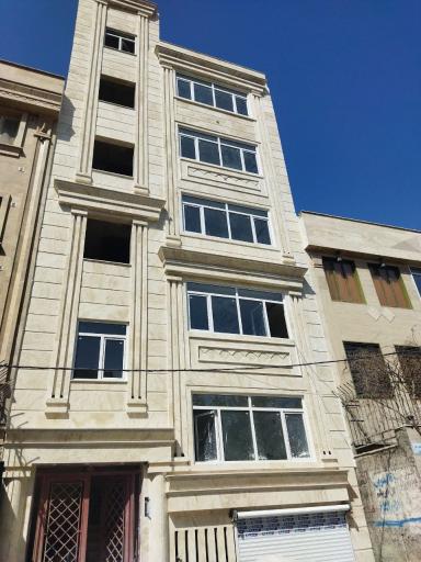 عکس تولید کننده درب و پنجره رویال وین