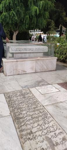 عکس مرقد آیت الله شیخ محمدتقی آملی