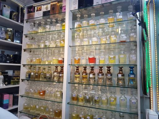 فروشگاه عطر باران