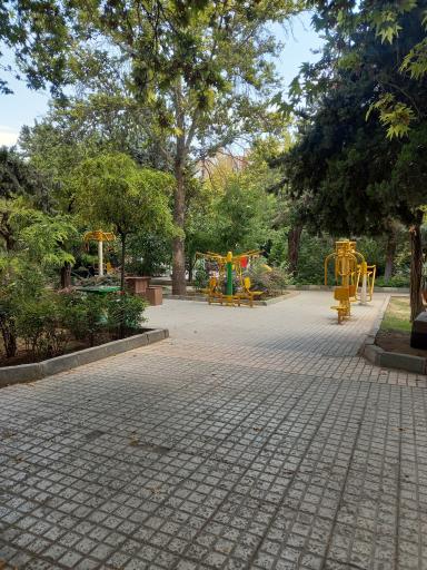 عکس بوستان آموزگار