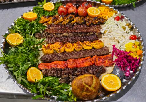 عکس کباب سرای باغ رویاها 