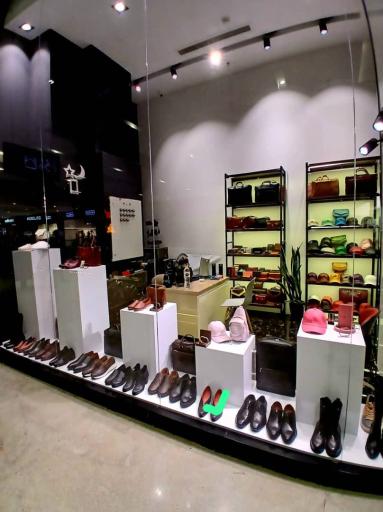 عکس رویال چرم ایرانیان