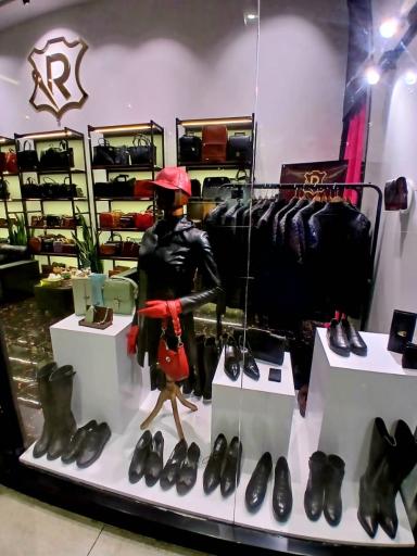 عکس رویال چرم ایرانیان