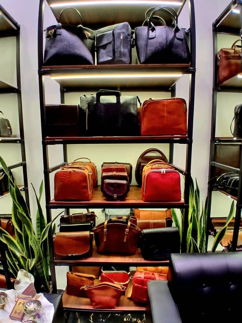 عکس رویال چرم ایرانیان