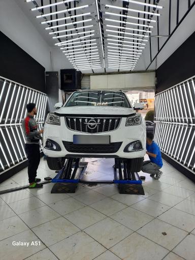 عکس تشخیص رنگ و فنی آشوری