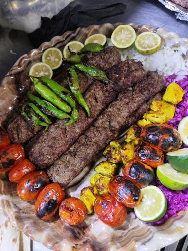 عکس کباب ساطوری تک بناب آذربایجان