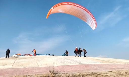 عکس آکادمی پاراگلایدر پاراتهران