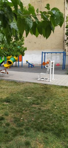 عکس بوستان آموزگار