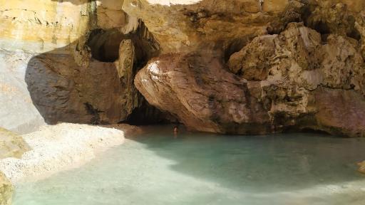 عکس تنگه آب دبه