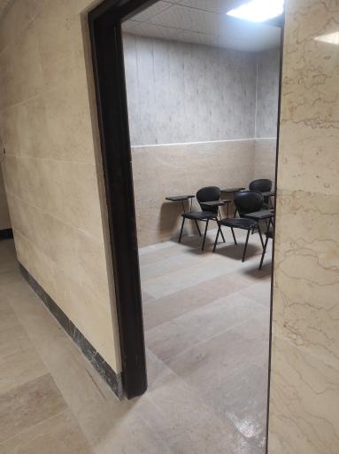 عکس آموزشگاه زبان مهر نصیر شعبه ۲ 