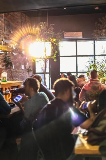 عکس کافه رادیو