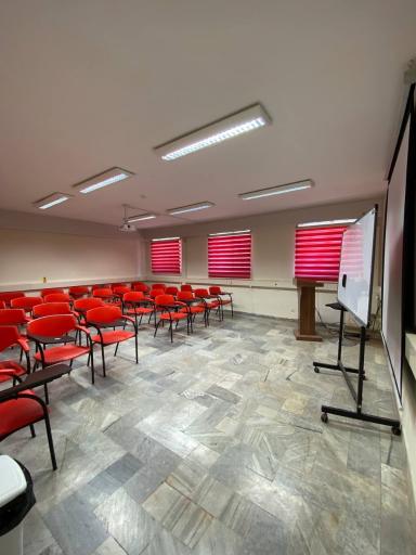 عکس دانشکده داروسازی