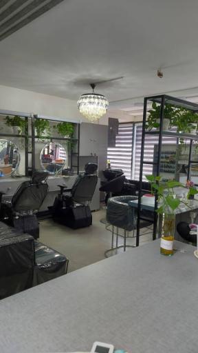 عکس سالن زیبایی نازنین عزت پناه 