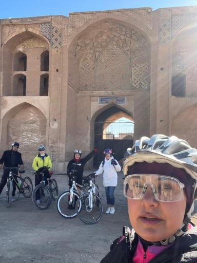 عکس کاروانسرای عباسی گز