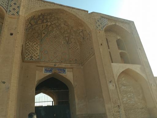 عکس کاروانسرای عباسی گز