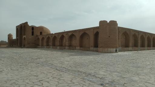 عکس کاروانسرای عباسی گز