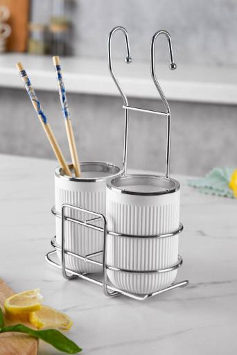 عکس تولید کننده محصولات آشپزخانه برند بلورین لایف وگل‌های مصنوعی