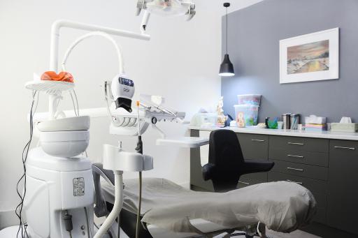 عکس کلینیک دندانپزشکی لاویه