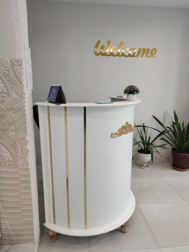 عکس دکتر سعیده اسماعیلی (پوست، مو، داخلی)