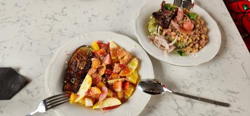 عکس کافه رستوران هفت پنجره