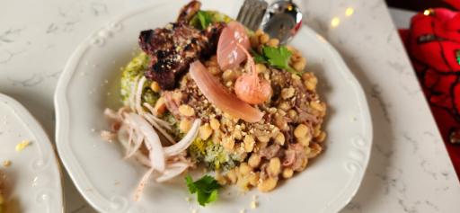 عکس کافه رستوران هفت پنجره