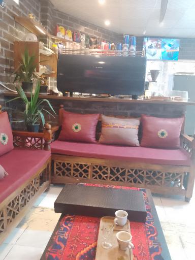 عکس کافه فانوس شعبه ۲