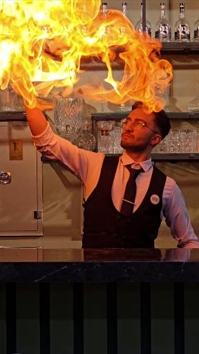 عکس کافه هون