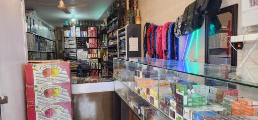 عکس سیگار فروشی طاهر سلجوقی