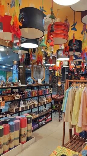 عکس لوازم یوگا برگ صدق