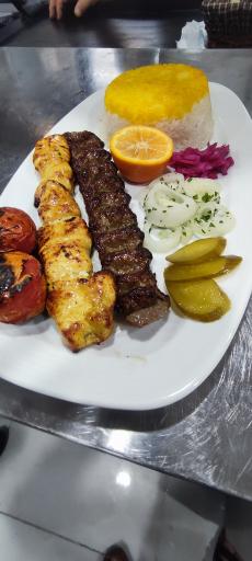 عکس رستوران سناتور