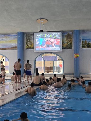 عکس استخر معتمدی کارگران