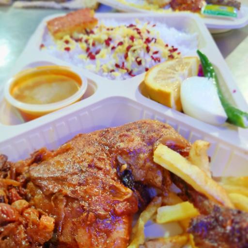 عکس رستوران و بیرون بر ترنج