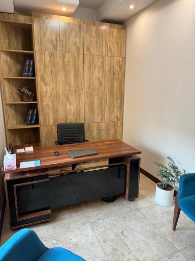 عکس کیلینیک دکتر منصور آگاهی متخصص اعصاب روان (روانپزشک)