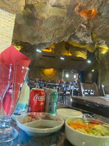 عکس رستوران رویایی آریا شاندیز 