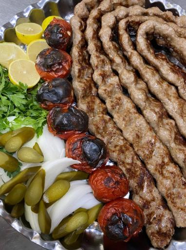 عکس رستوران رویایی آریا شاندیز 