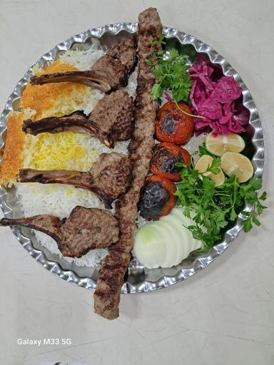 عکس رستوران رویایی آریا شاندیز 