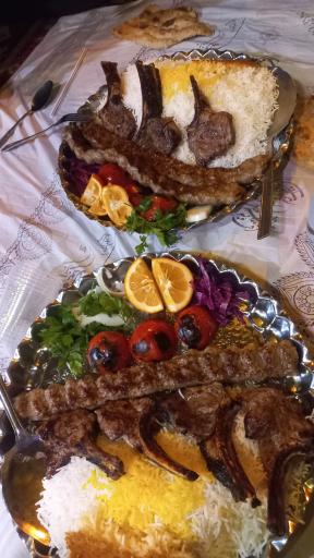 عکس رستوران رویایی آریا شاندیز 