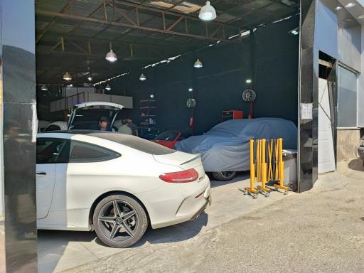 عکس هیولا موتور ایرانیان (نمایندگی ولوو هیولا سوئد)