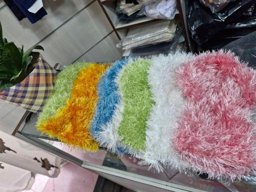 عکس پوشاک و لوازم آرایشی فاطیما