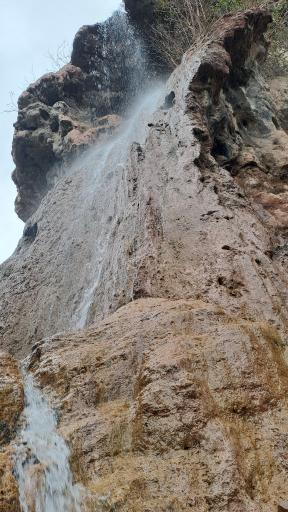 عکس آبشار کمرد