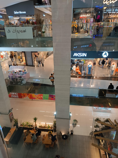 عکس مجتمع تجاری تفریحی نگین فارس